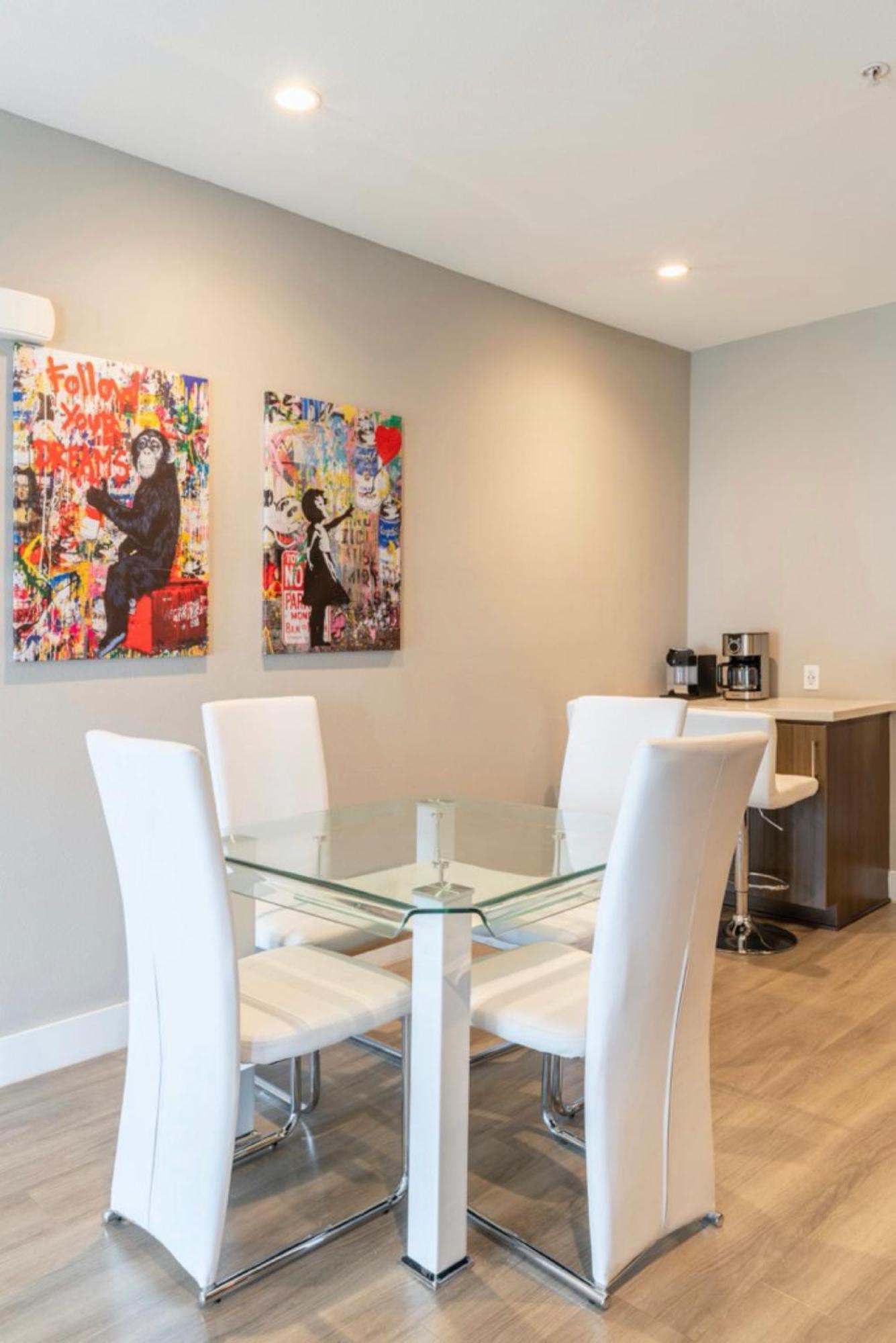 2 Bedroom New Luxury Apt West Hollywood Na Appartement